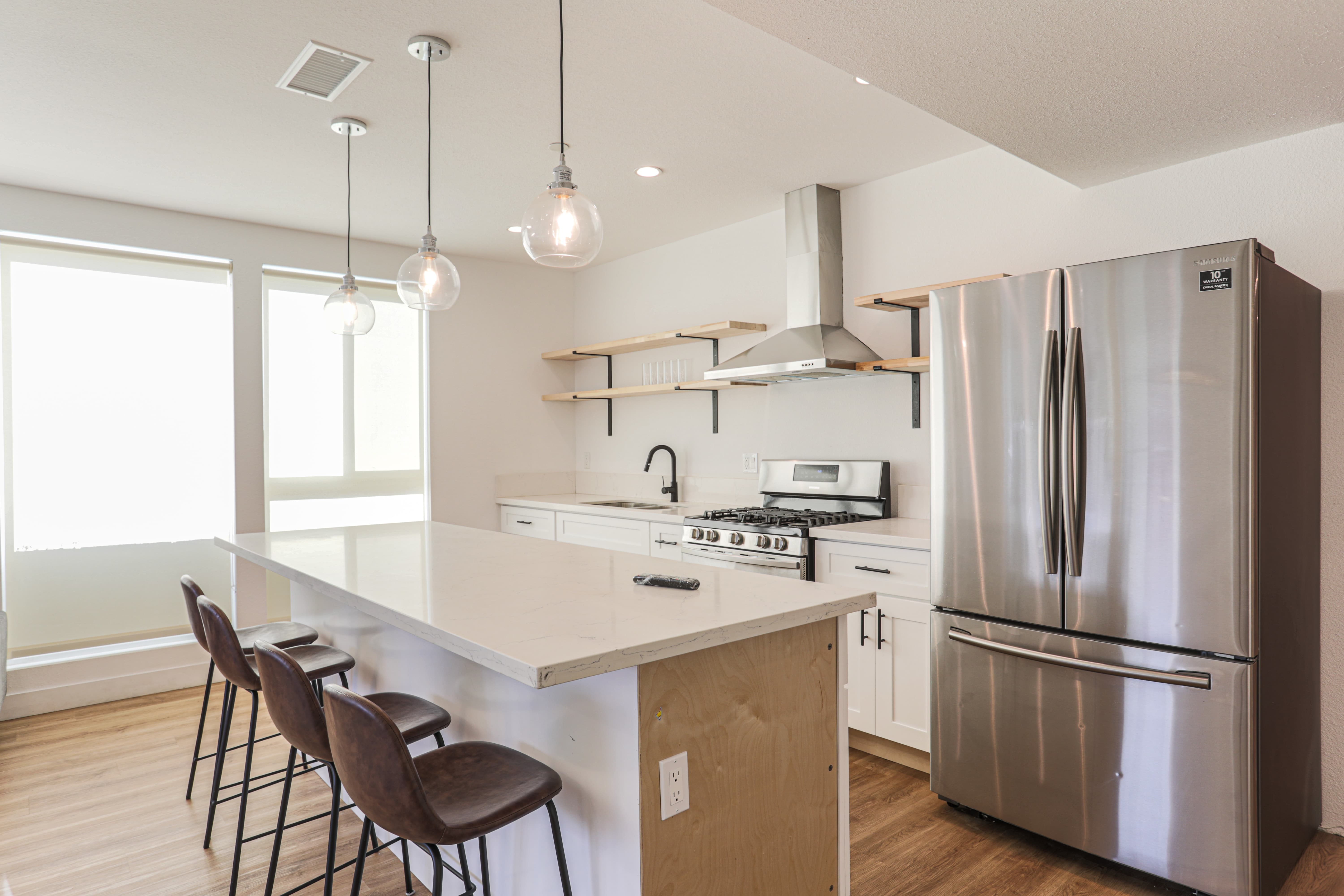 1651 W 37th Pl – photo 5