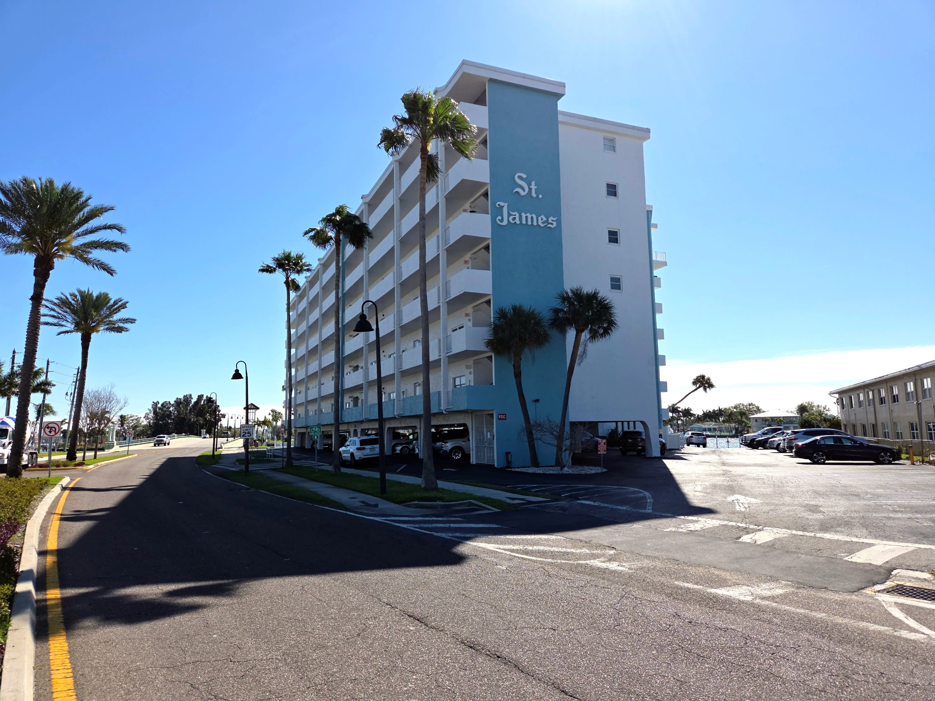 285 107th Avenue – photo 1
