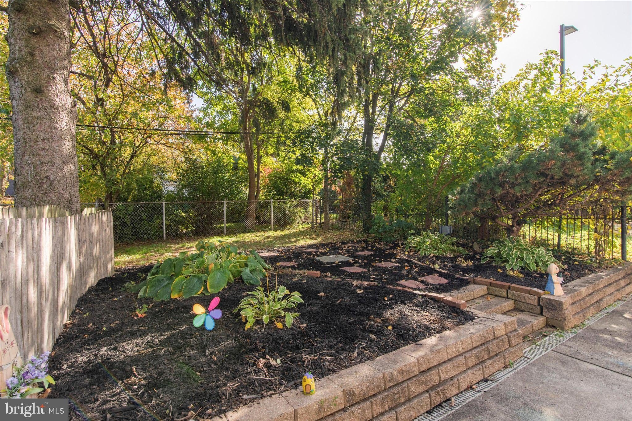 535 GERHARD Street – photo 4