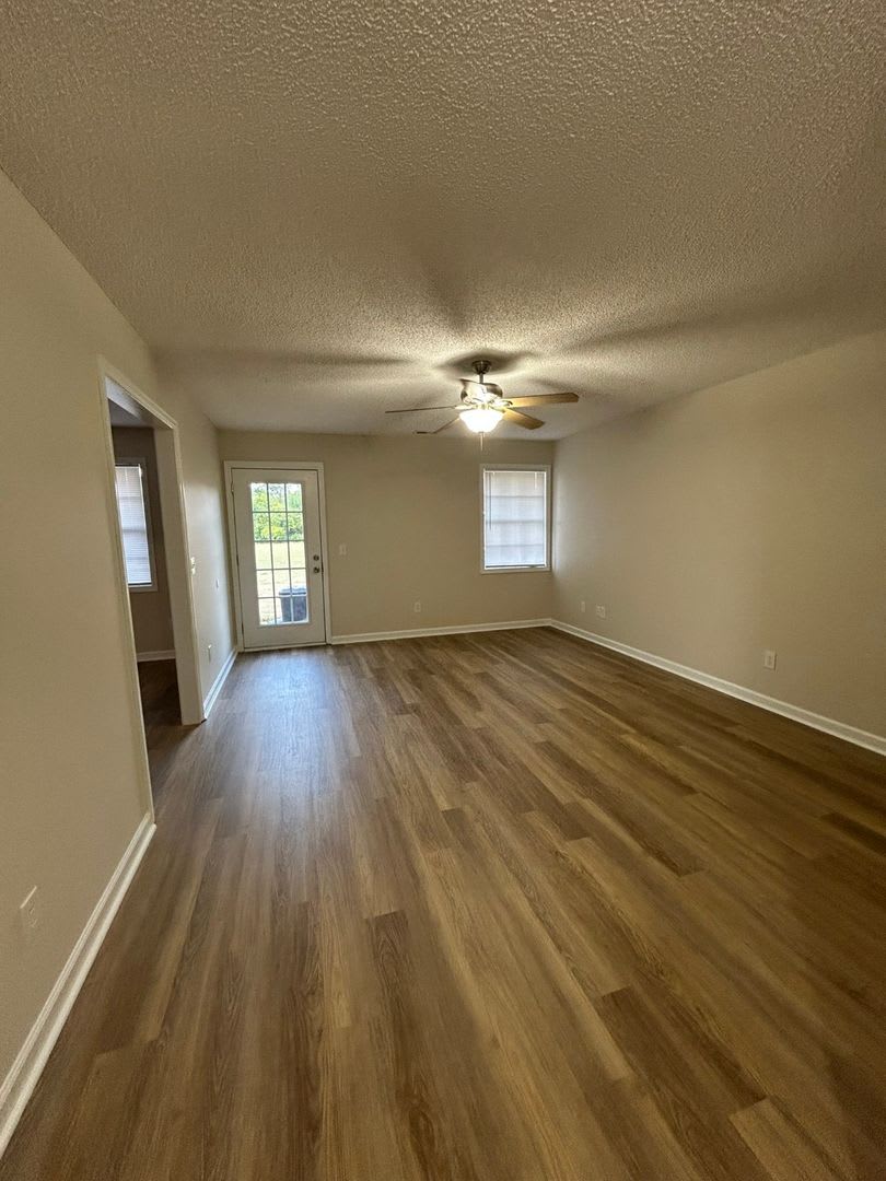 Newly Renovated Shaw Afb 3 Bedroom 2 Bathroom Application Fee Waived For Active Duty Military – photo 4