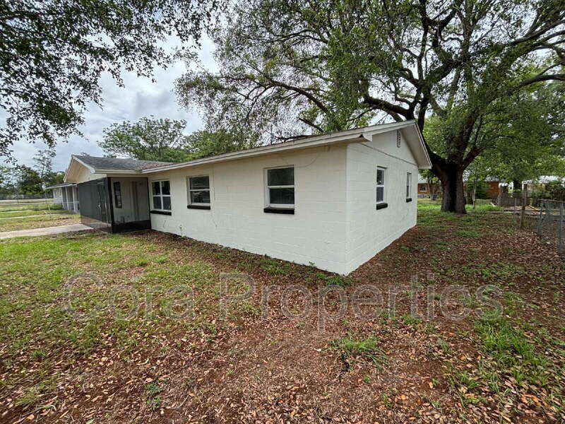 2436 Lilly Street – photo 5