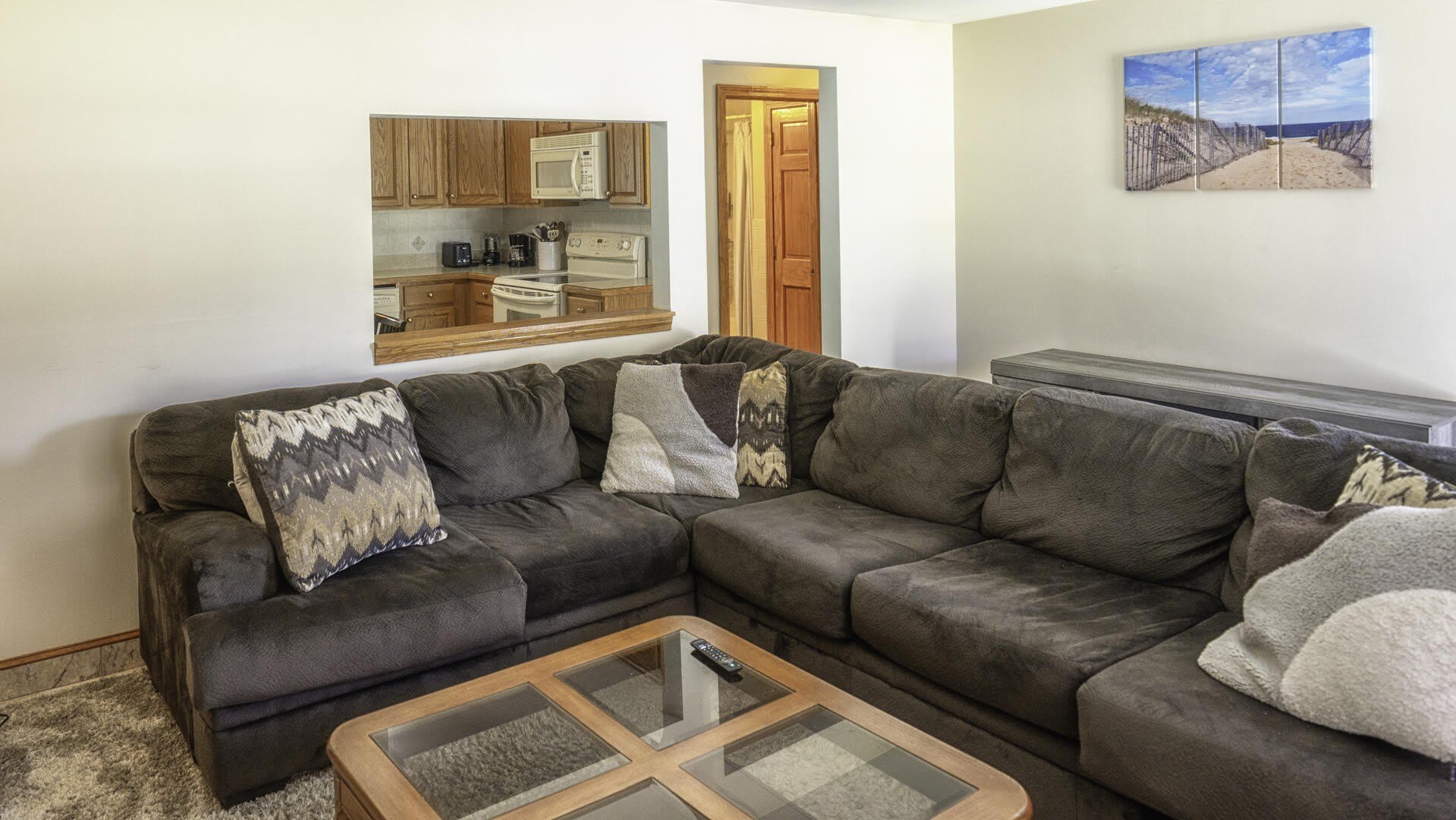 118 Walton Avenue – photo 3