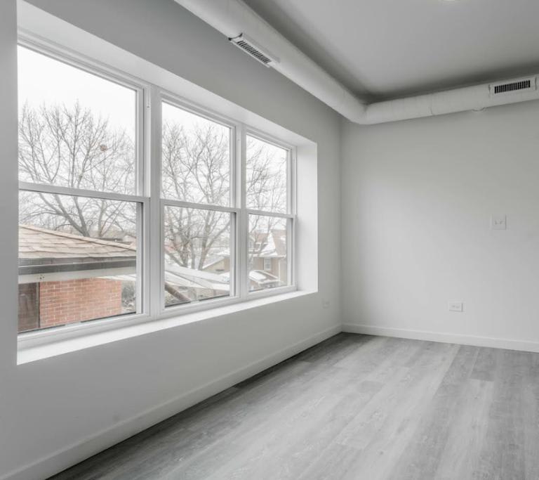 1706 West Glenlake Avenue – photo 5