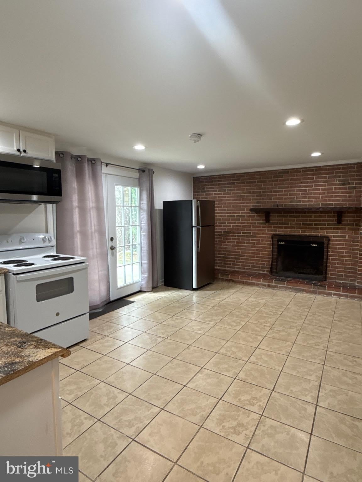 4468 DALE Boulevard – photo 2
