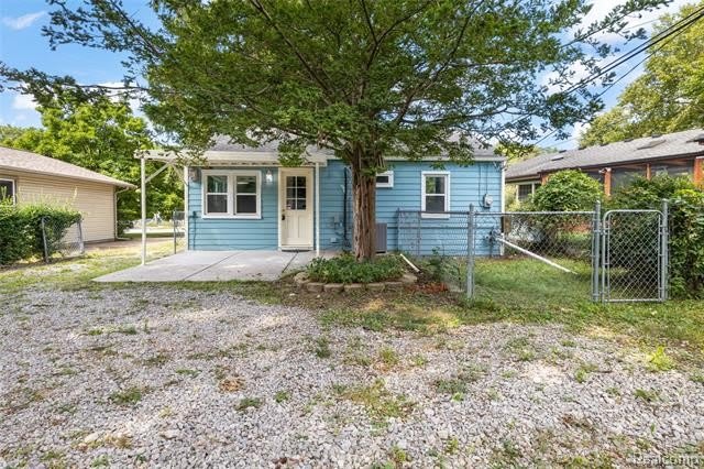 1847 Packard Street – photo 4