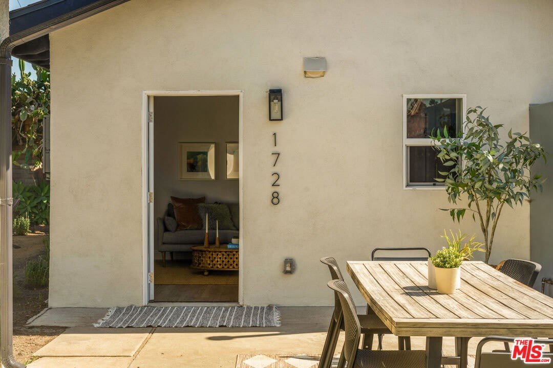 1728 52Nd St – photo 1