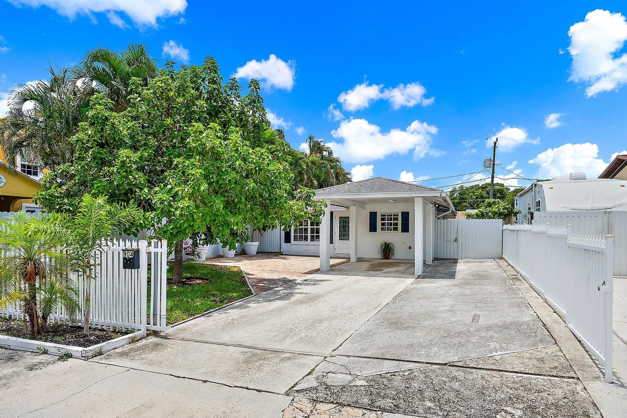 904 Ortega Road – photo 3