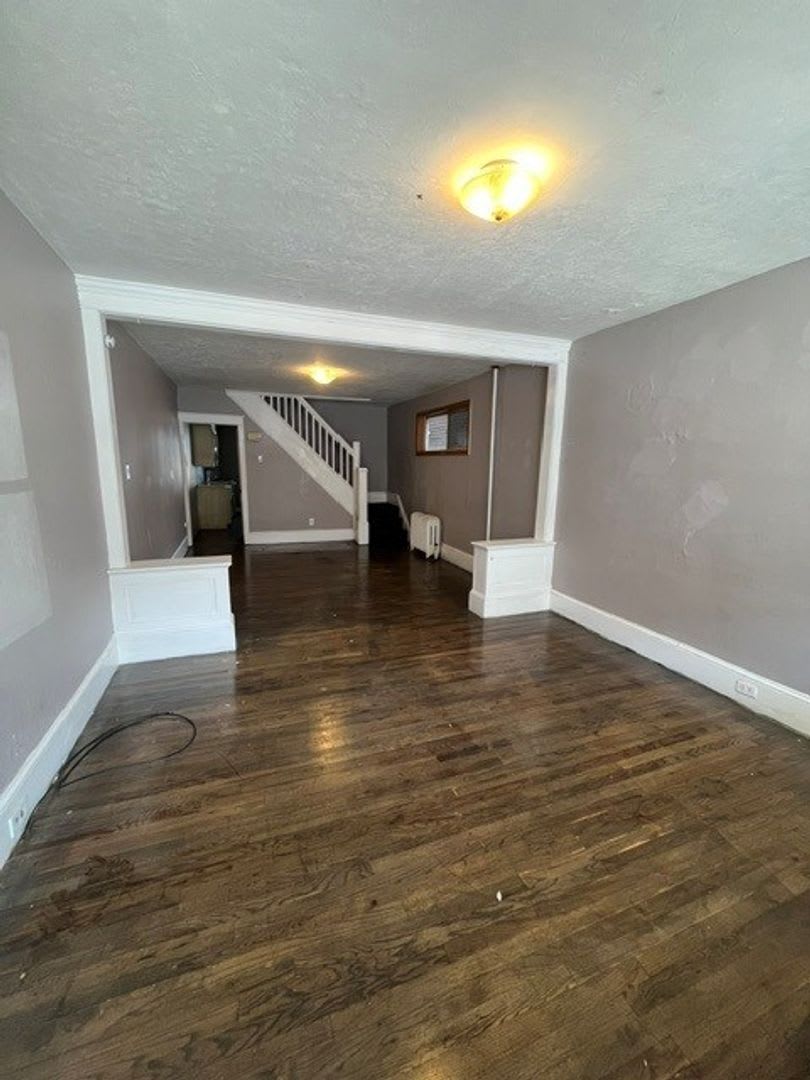 3 bedroom 1 bathroom – photo 2