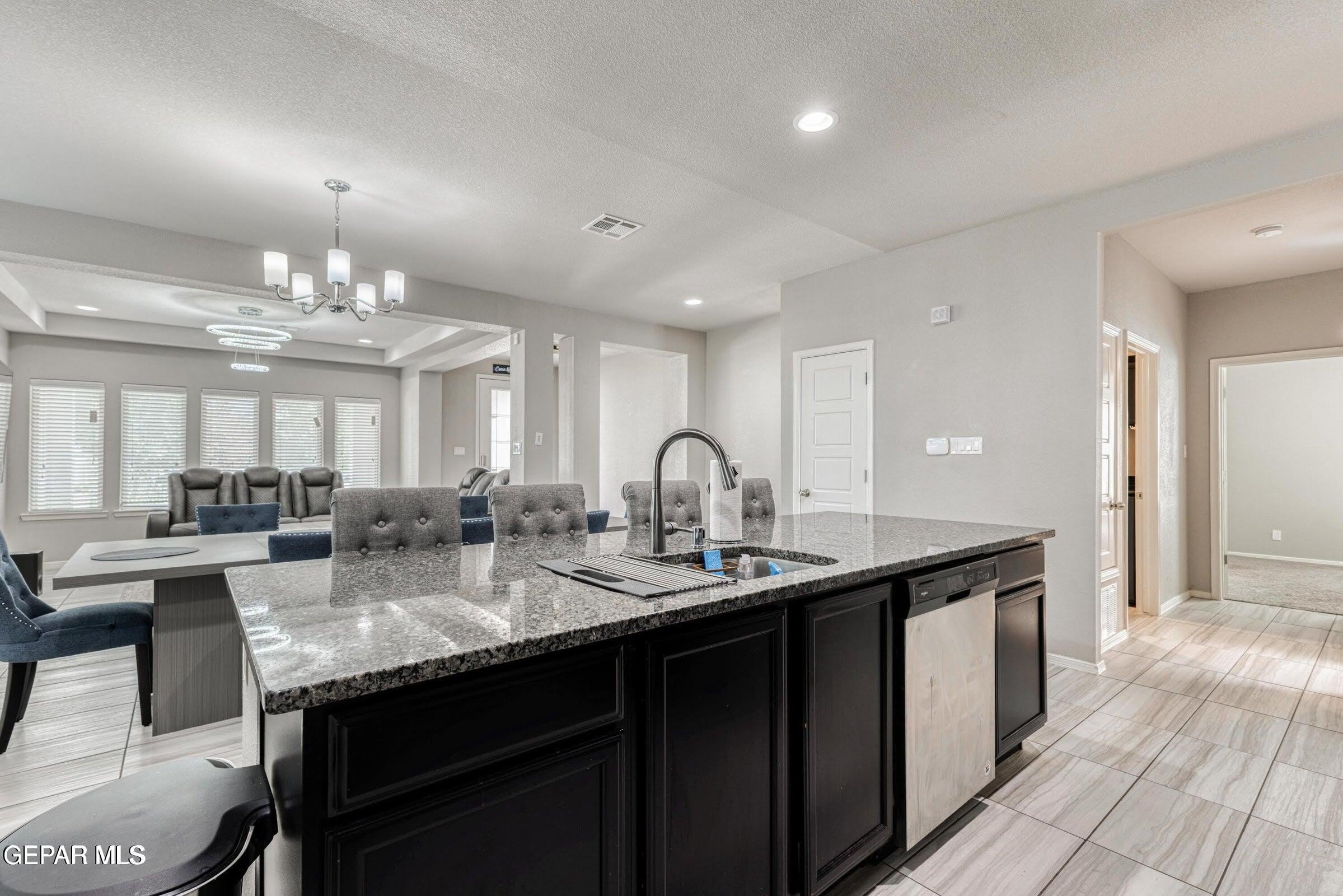 13610 Keighly Street – photo 5