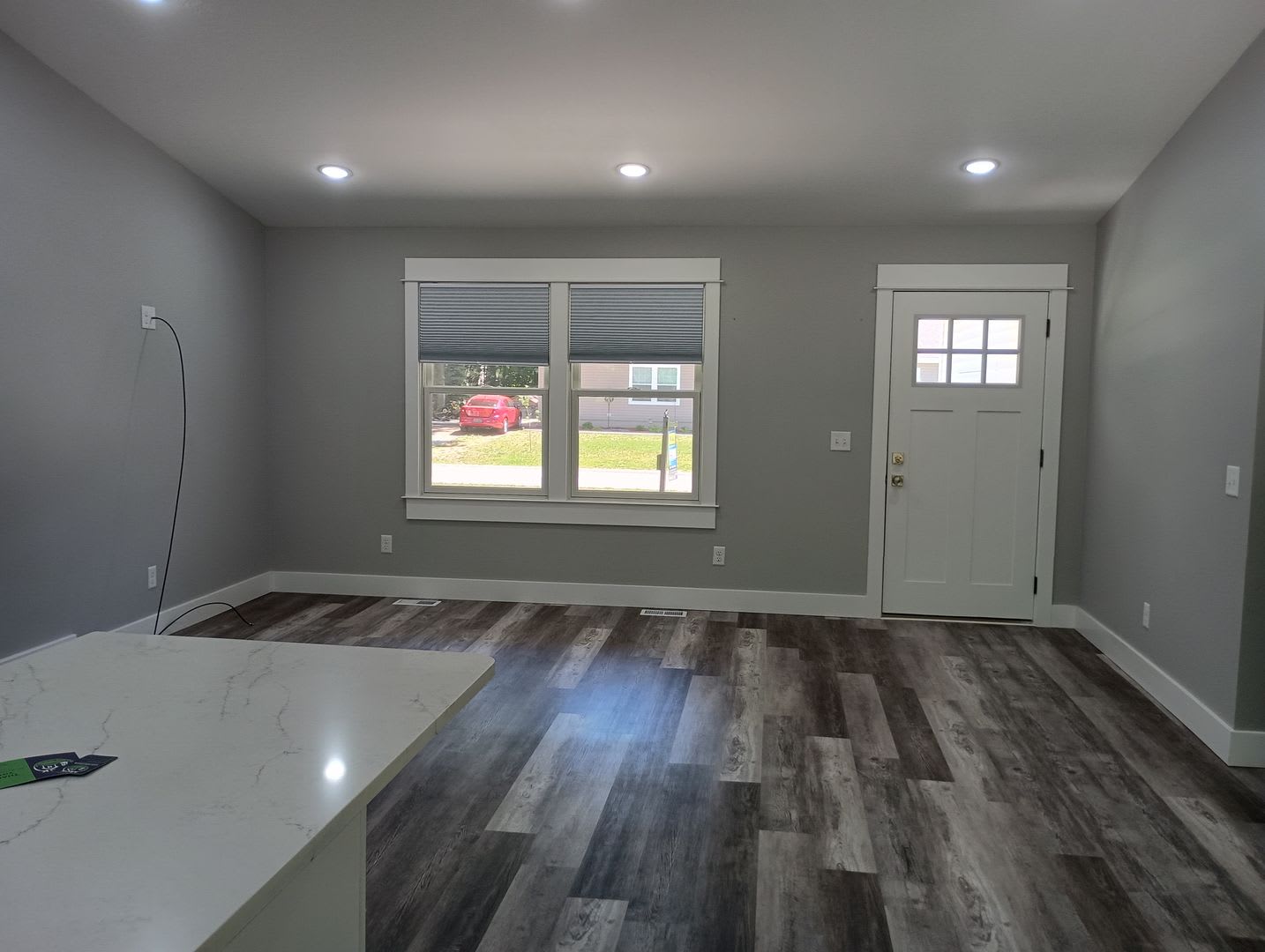 AVAILABLE NOW! 3 bed 2 bath Single Family home in Norton Shores! – photo 5