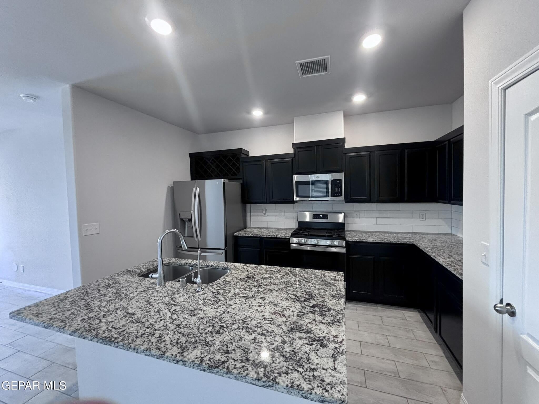 12241 DESERT SEA Court – photo 5