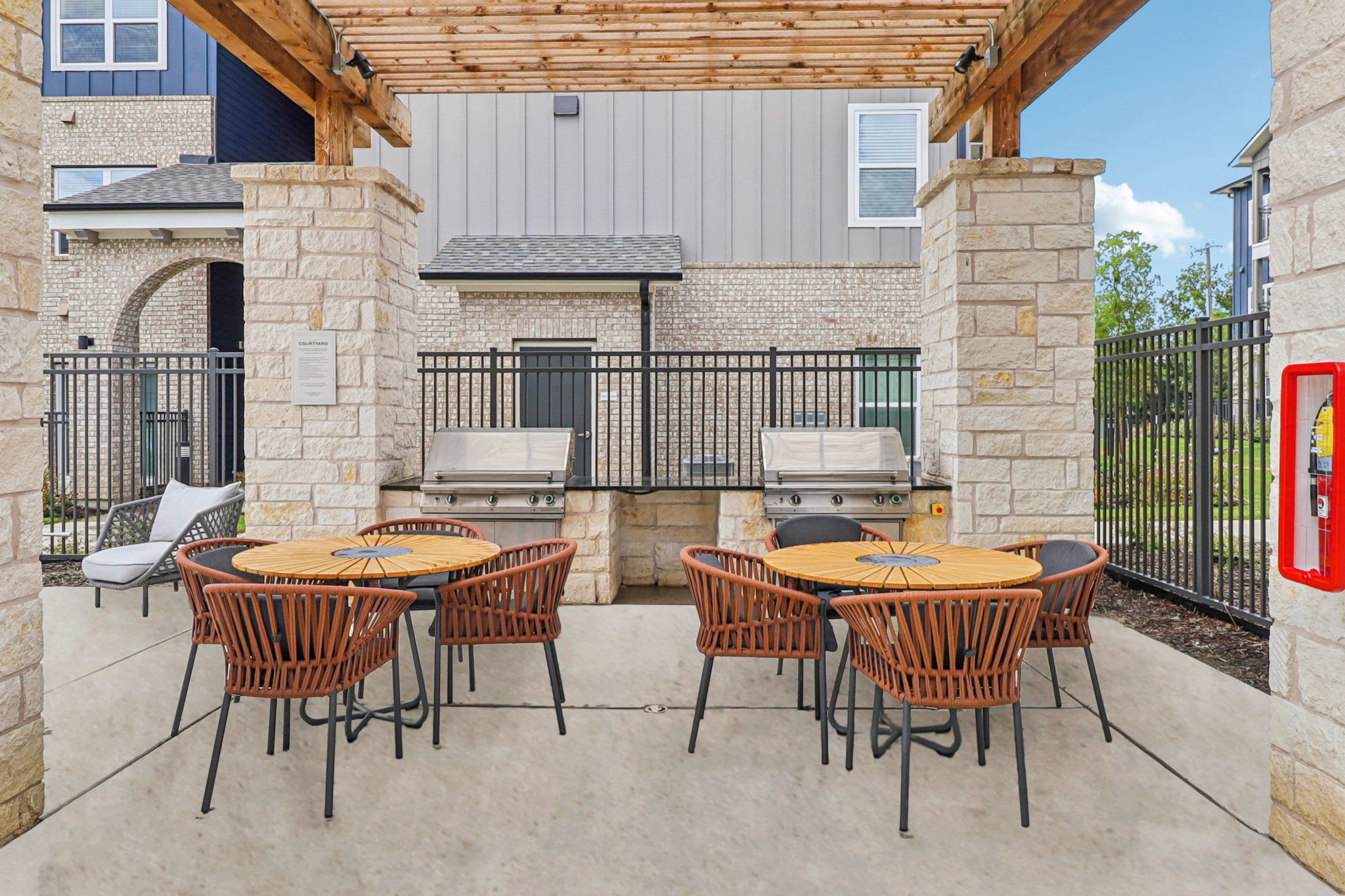 Range West – photo 5