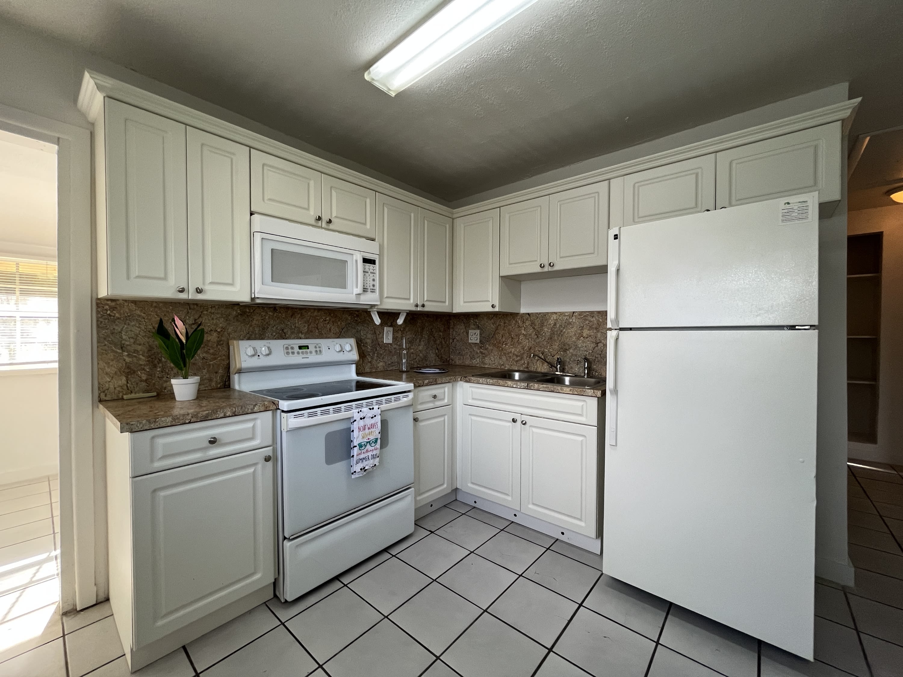 1354 SW 26th Ave – photo 5