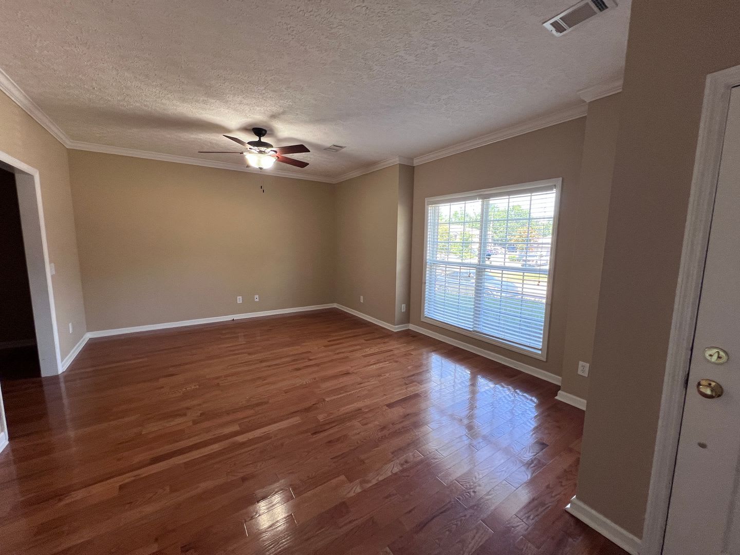 N. Dean Townhome – photo 3