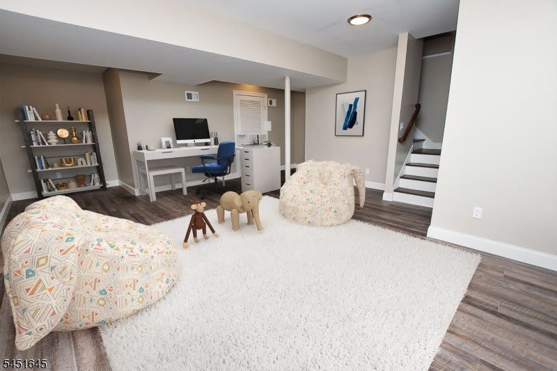 156 Broad St – photo 5