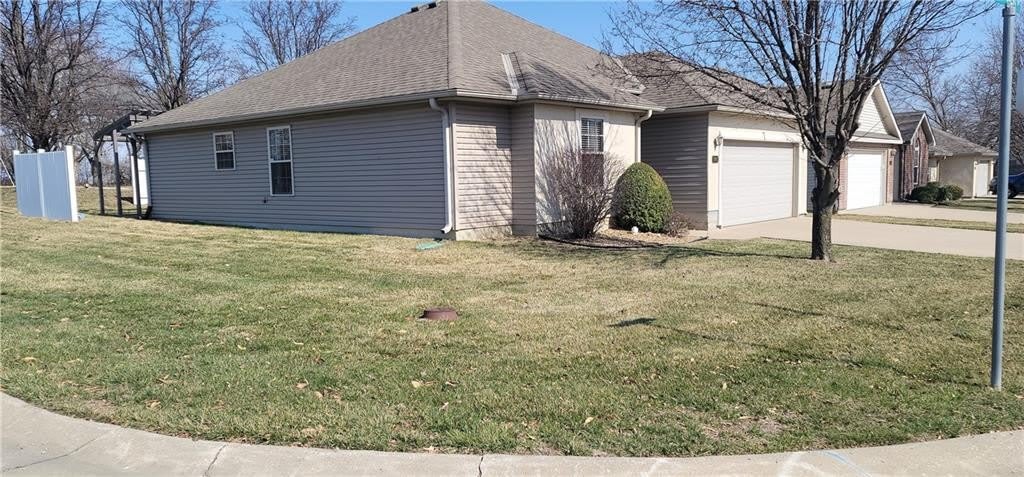 1901 Sideview Lane – photo 2