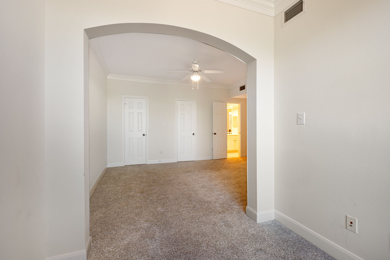 Modern Condo Living Near Downtown Austin & Movie House Theater – photo 2