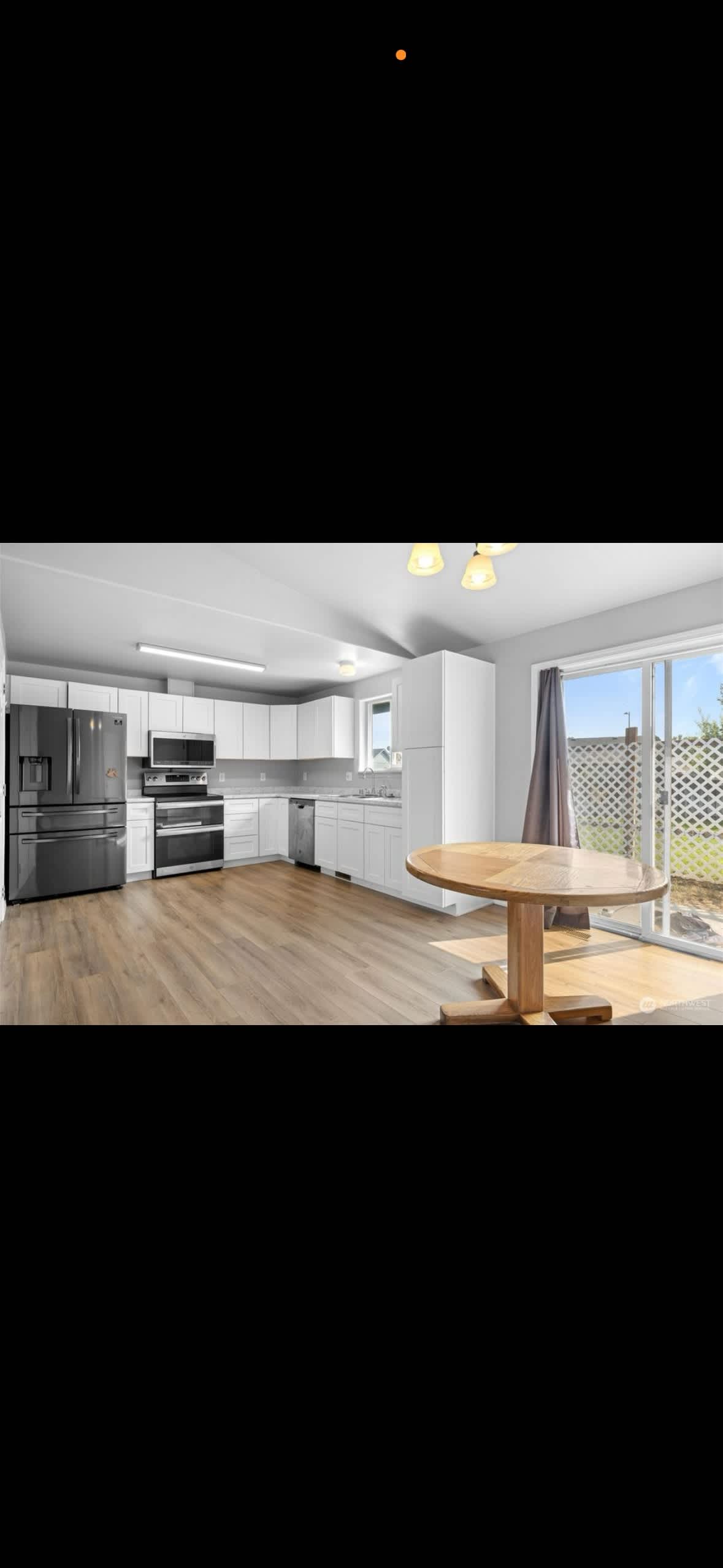 1118 East Saint Helens Drive – photo 3