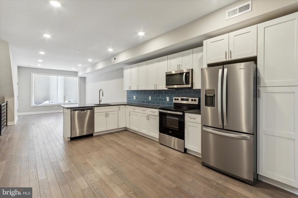 1407 9 N 8Th Street – photo 1