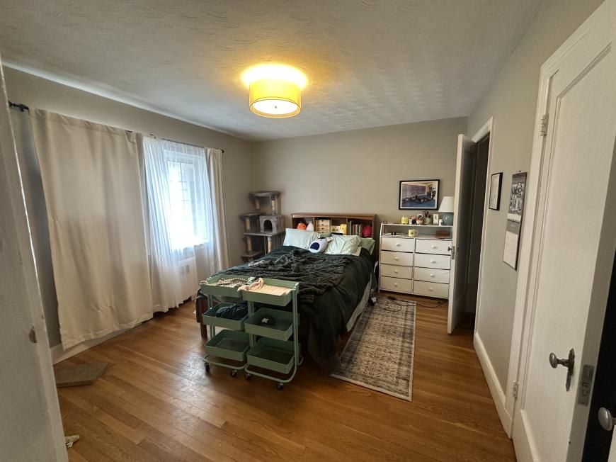 549 Centre St. – photo 3