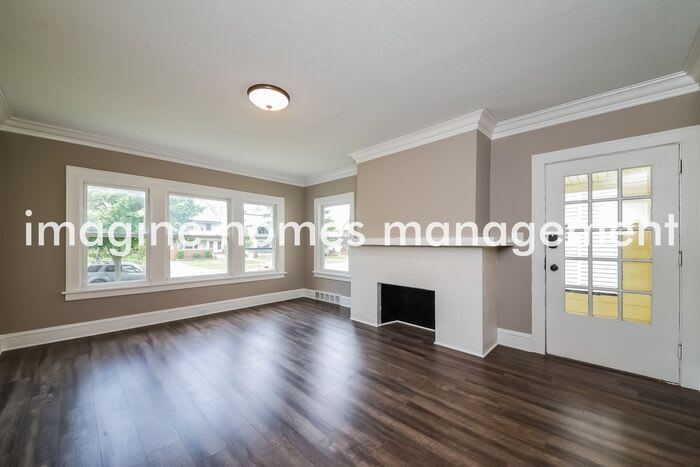 2139 Bunts Road – photo 4