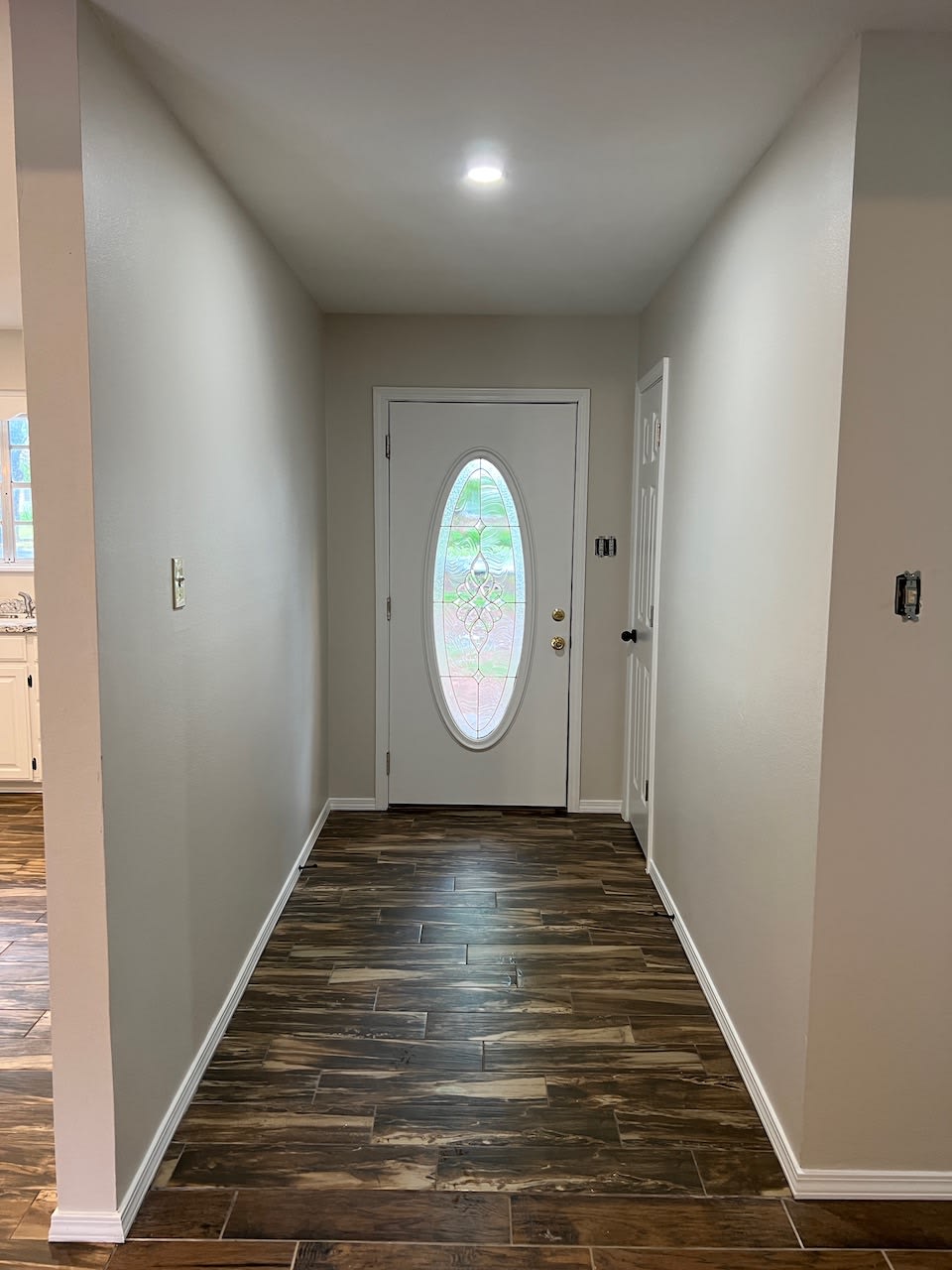 309 Stadium Dr – photo 3