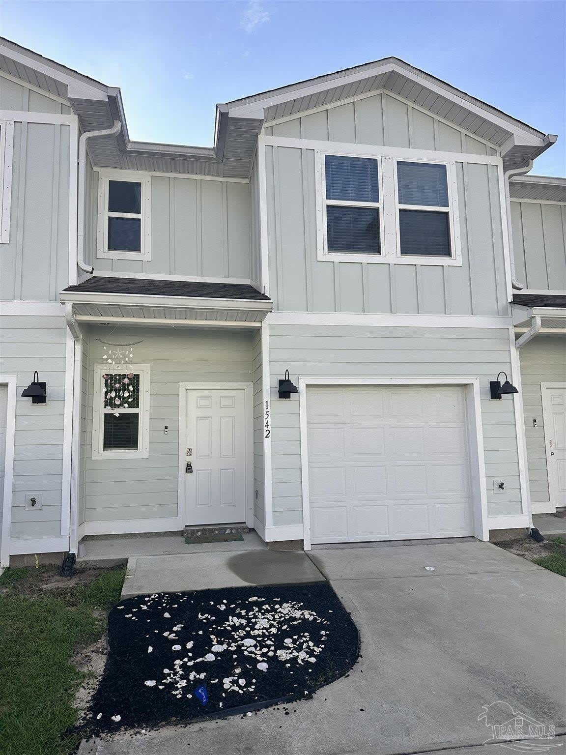 1542 Iroquois Ct – photo 4