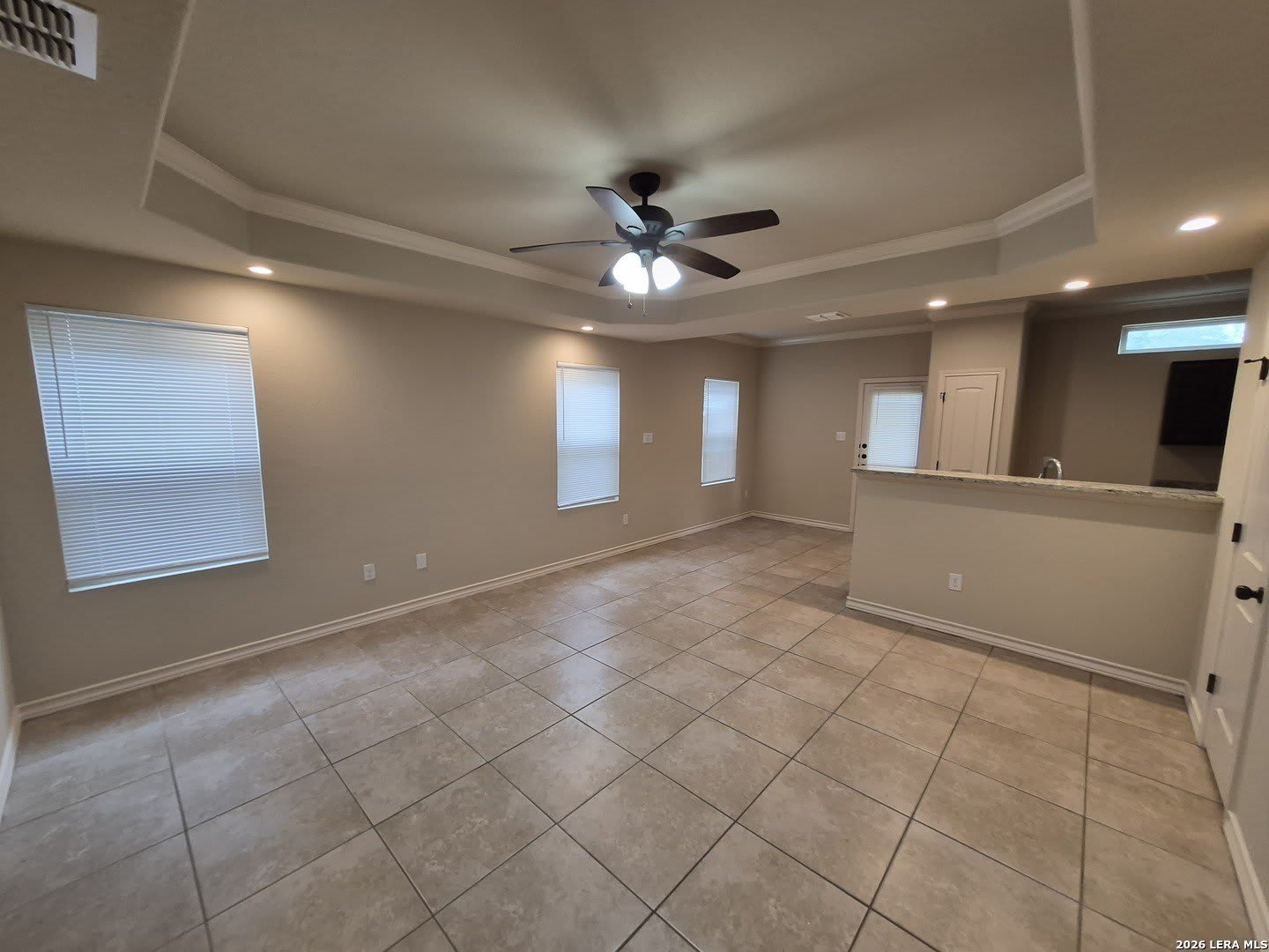 7034 Lakeview Dr – photo 2