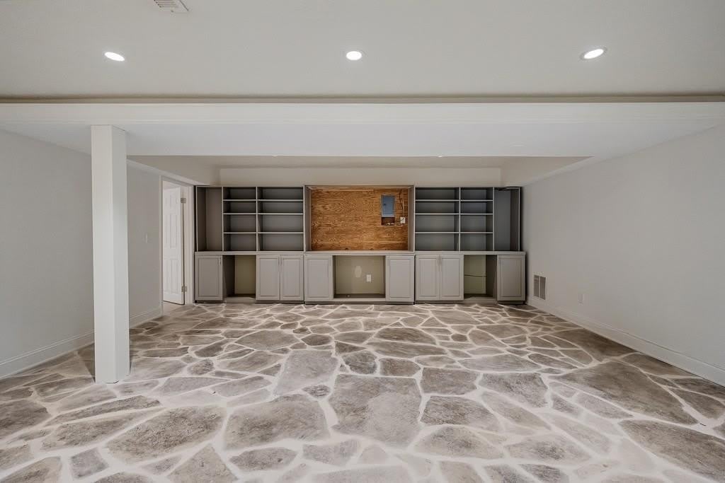 102 Vanessa Drive SE – photo 5