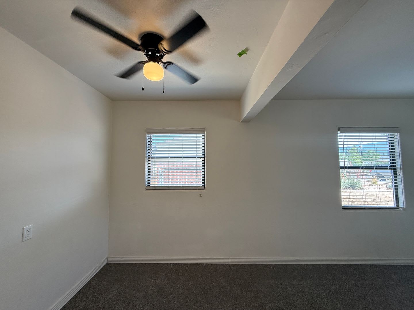 Beautifully cared for 2 bed 1 bath home located in NE Heights in Albuquerque. – photo 5