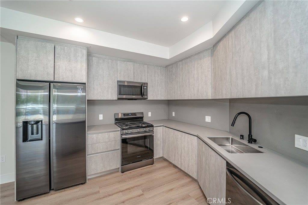 2828 London Street – photo 4
