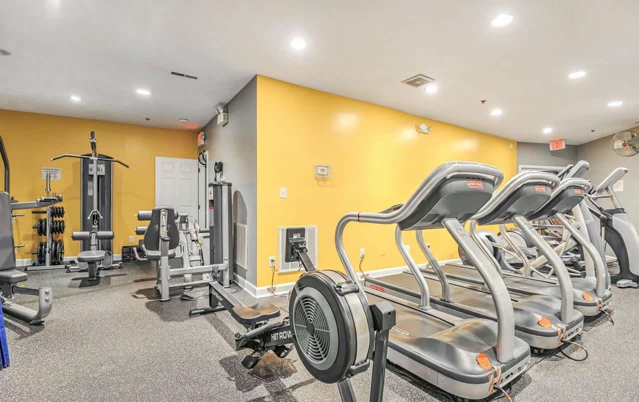 1324 Roundhouse Ln Unit 1324 – photo 4