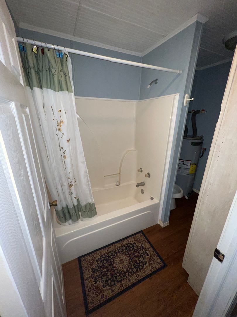 Cute One Bedroom One Bathroom House – photo 3