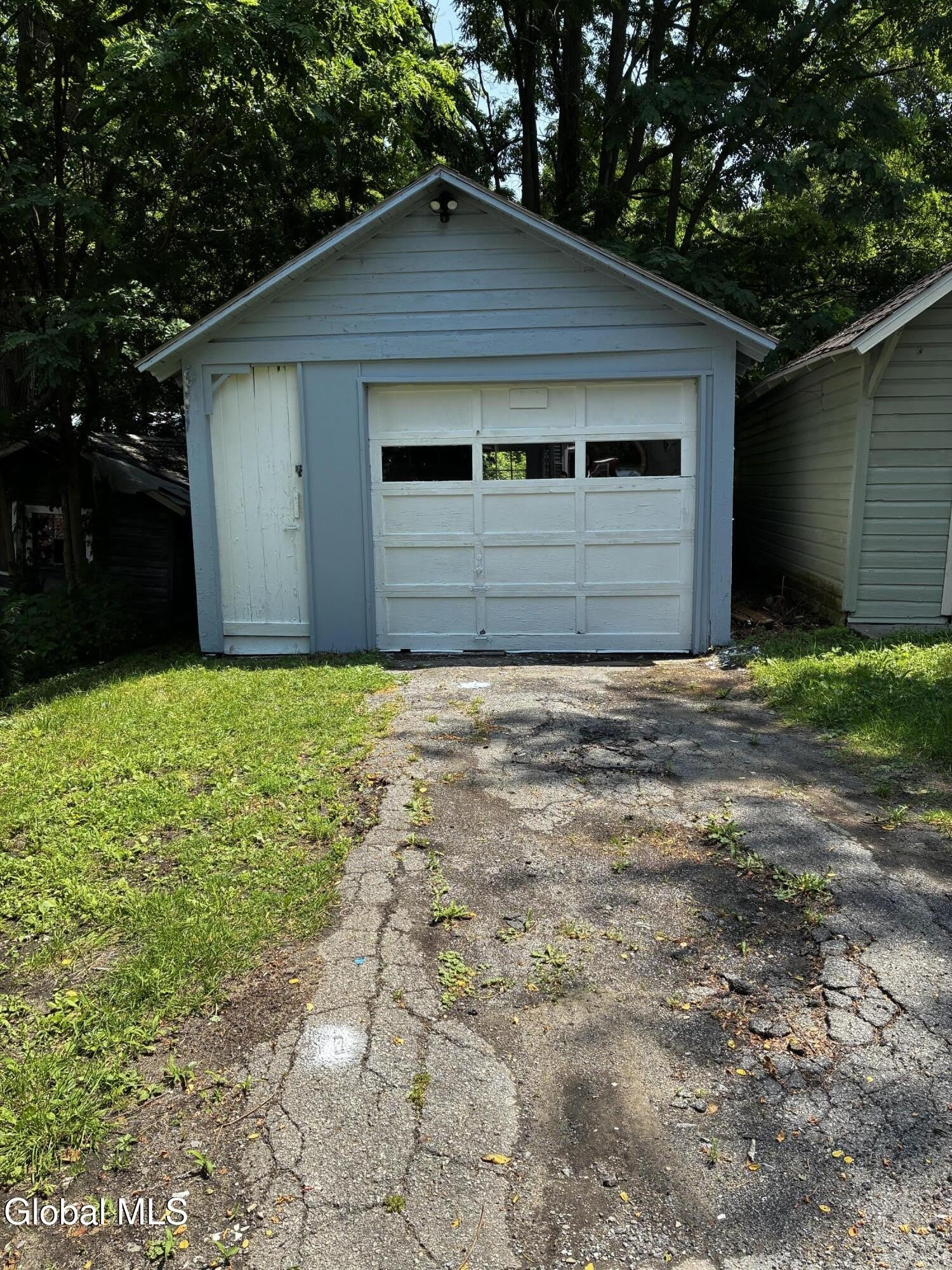 44 S Perry Street – photo 5
