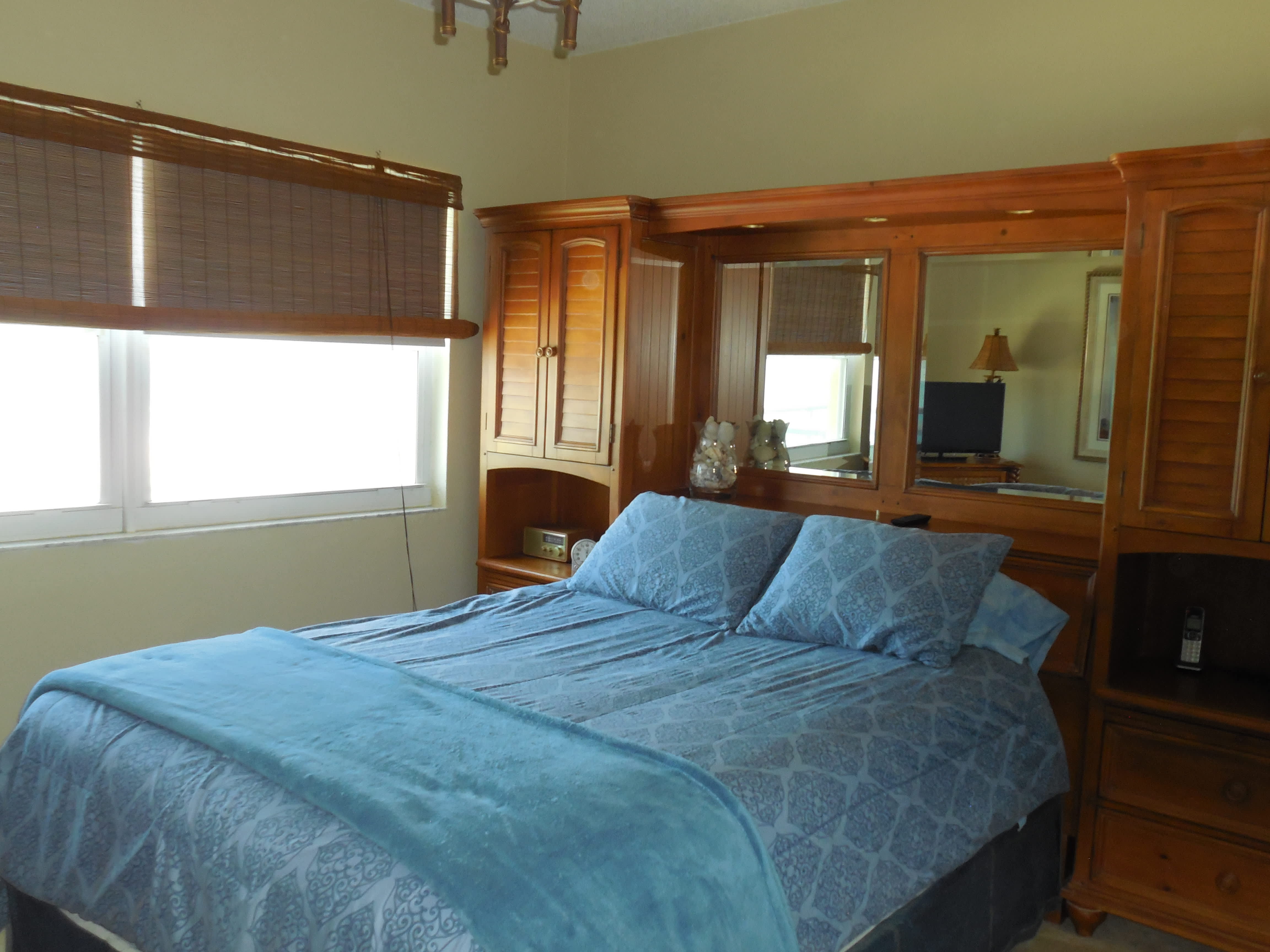 880 Mandalay Ave – photo 5