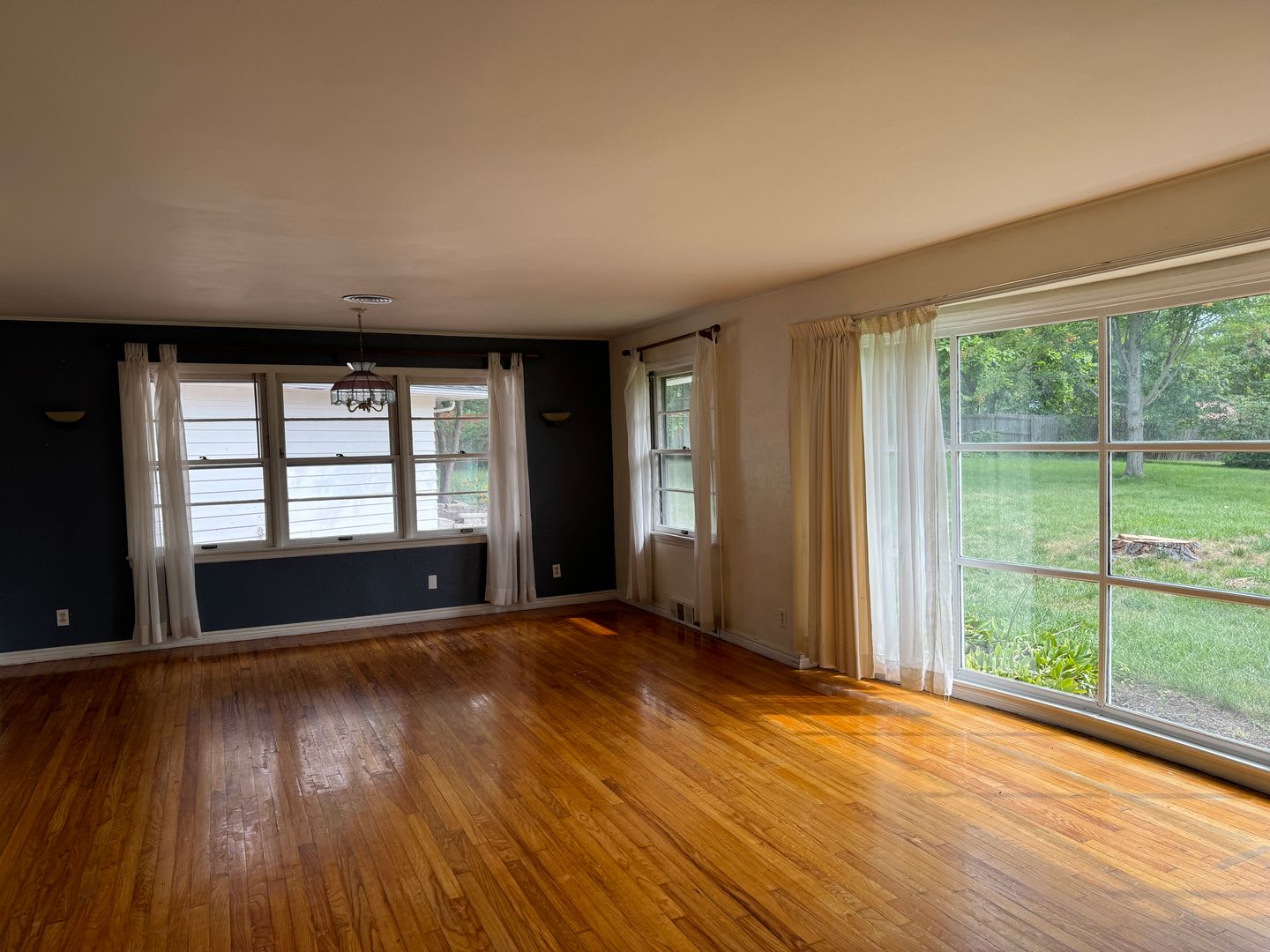 Single Family Home – photo 3