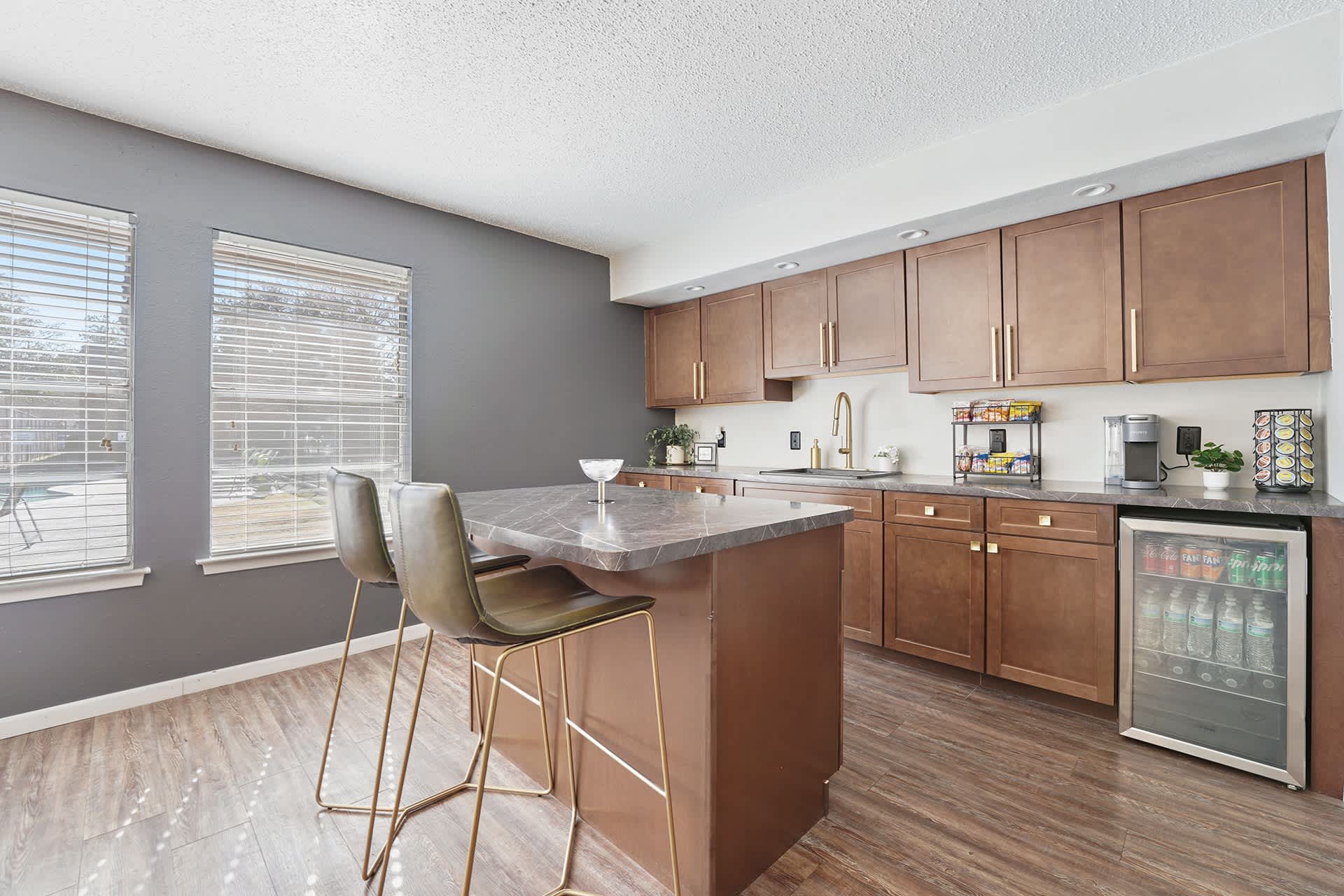 Olivo Square Apartments – photo 2