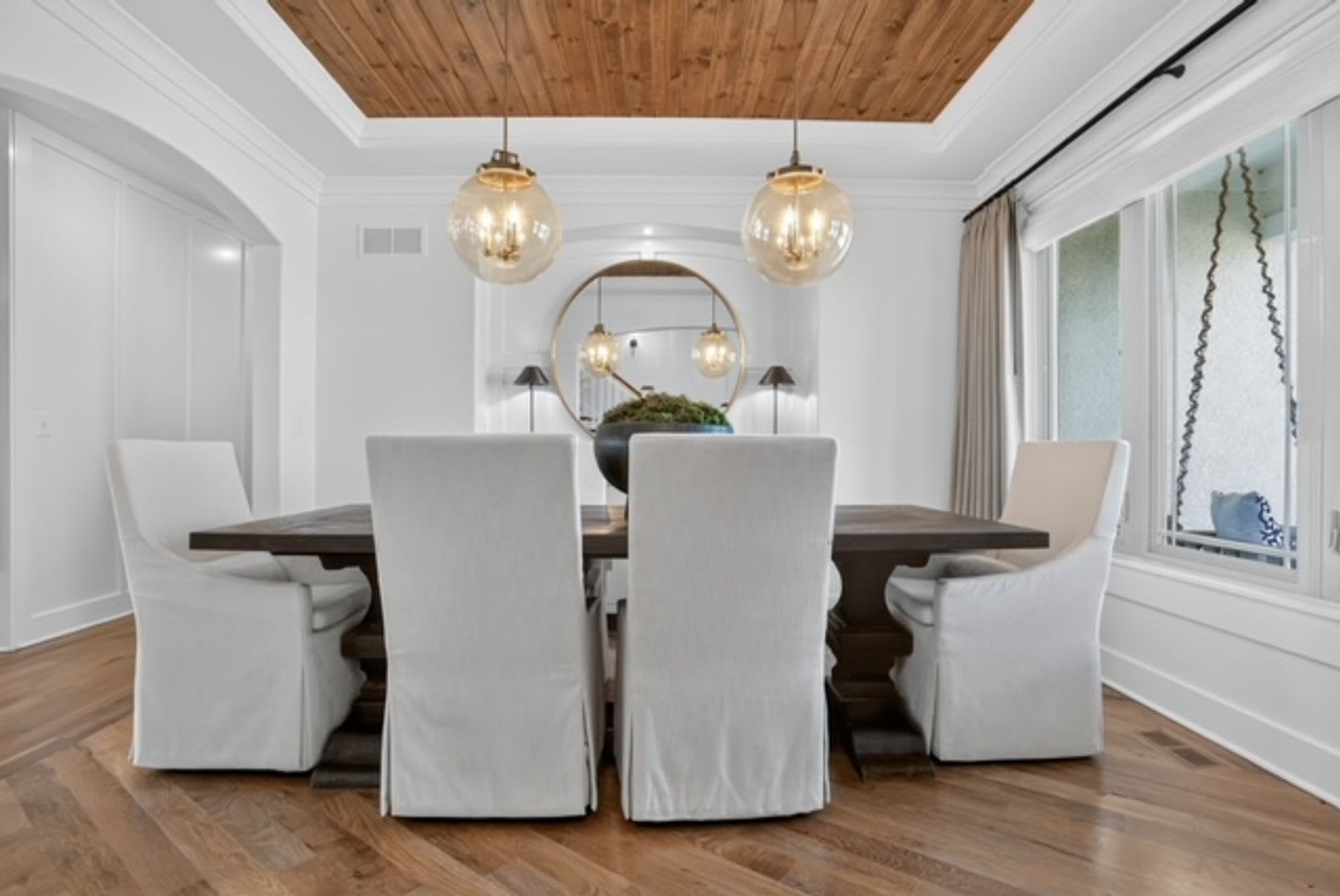 Luxury 5 Bed 4 5 Bath Home Flexible Leasing Options 3 Month Long Term Lease Options Fully Furnished – photo 5