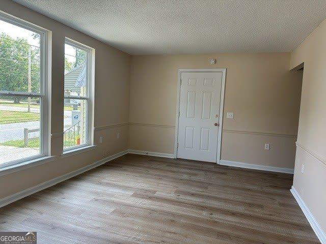 102 W Inman – photo 4