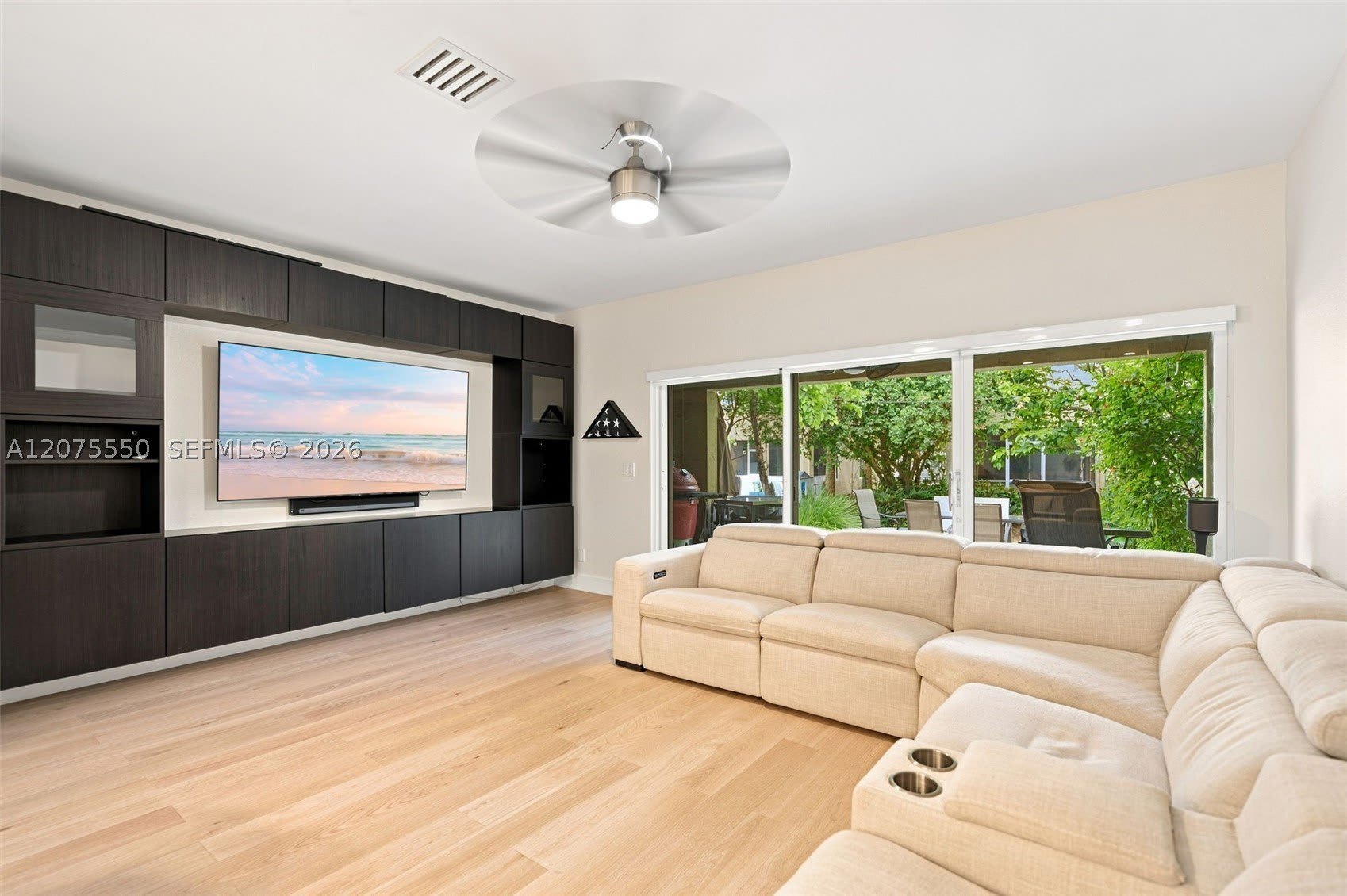 355 SW 121st Ave – photo 2