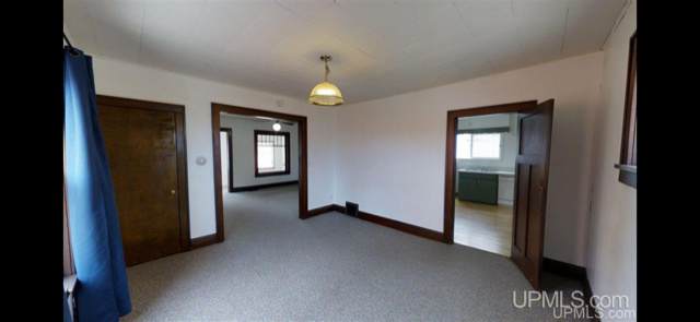 242 West Ohio Street – photo 4