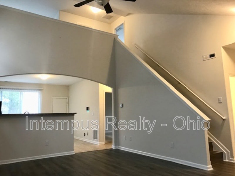 2844 Hillstone St – photo 5