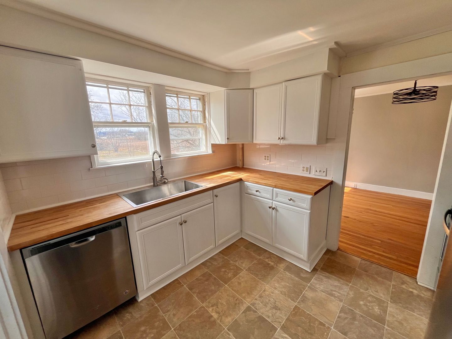 Single Family Cape House in Portsmouth, NH – photo 1
