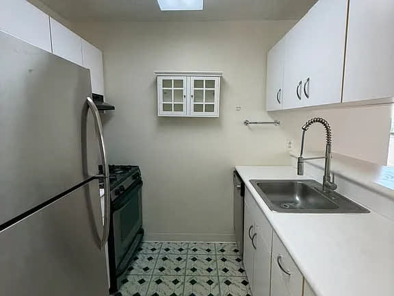 372 Broadway Apt 3 – photo 3