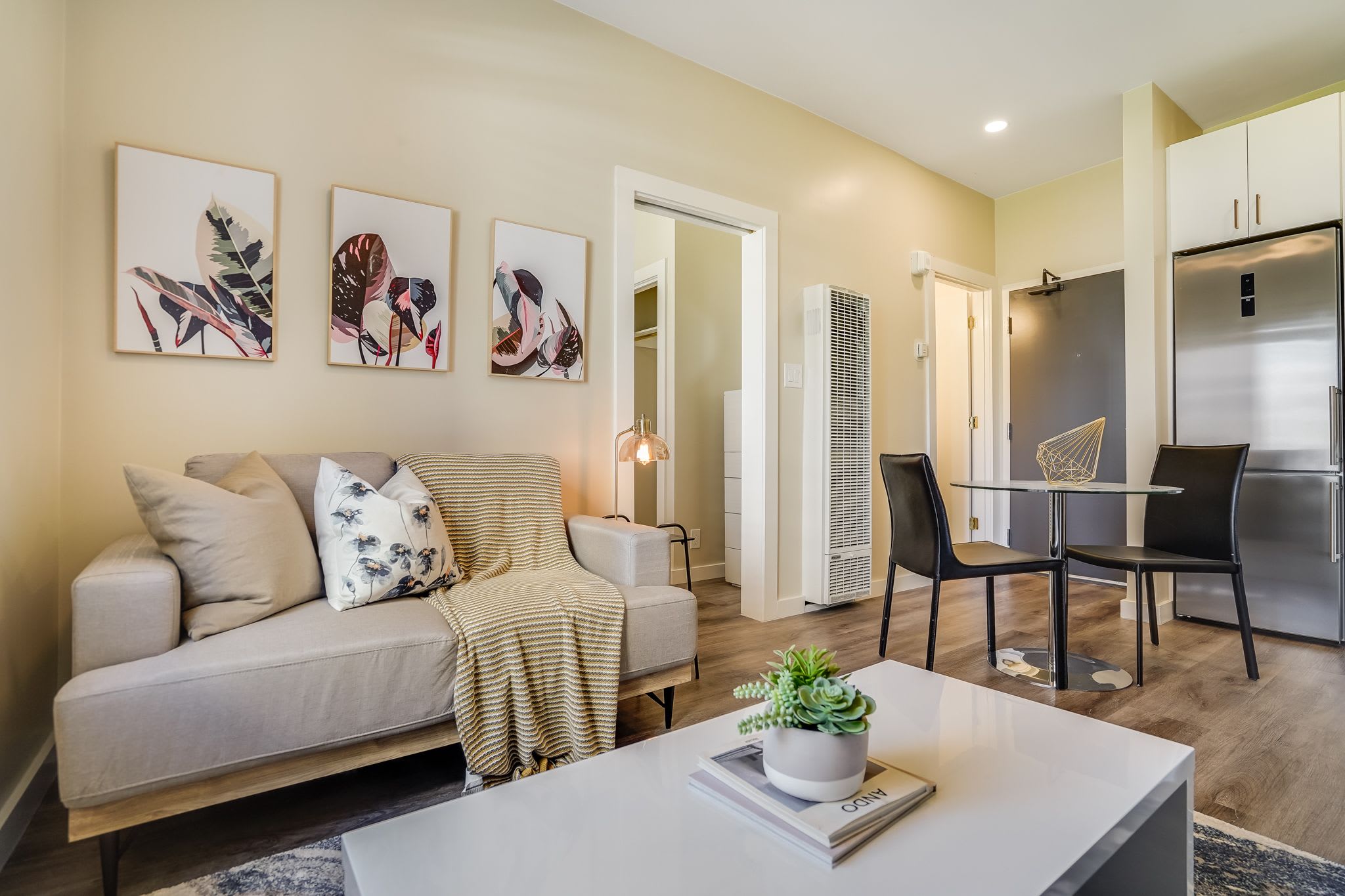 520 Grant Avenue – photo 4