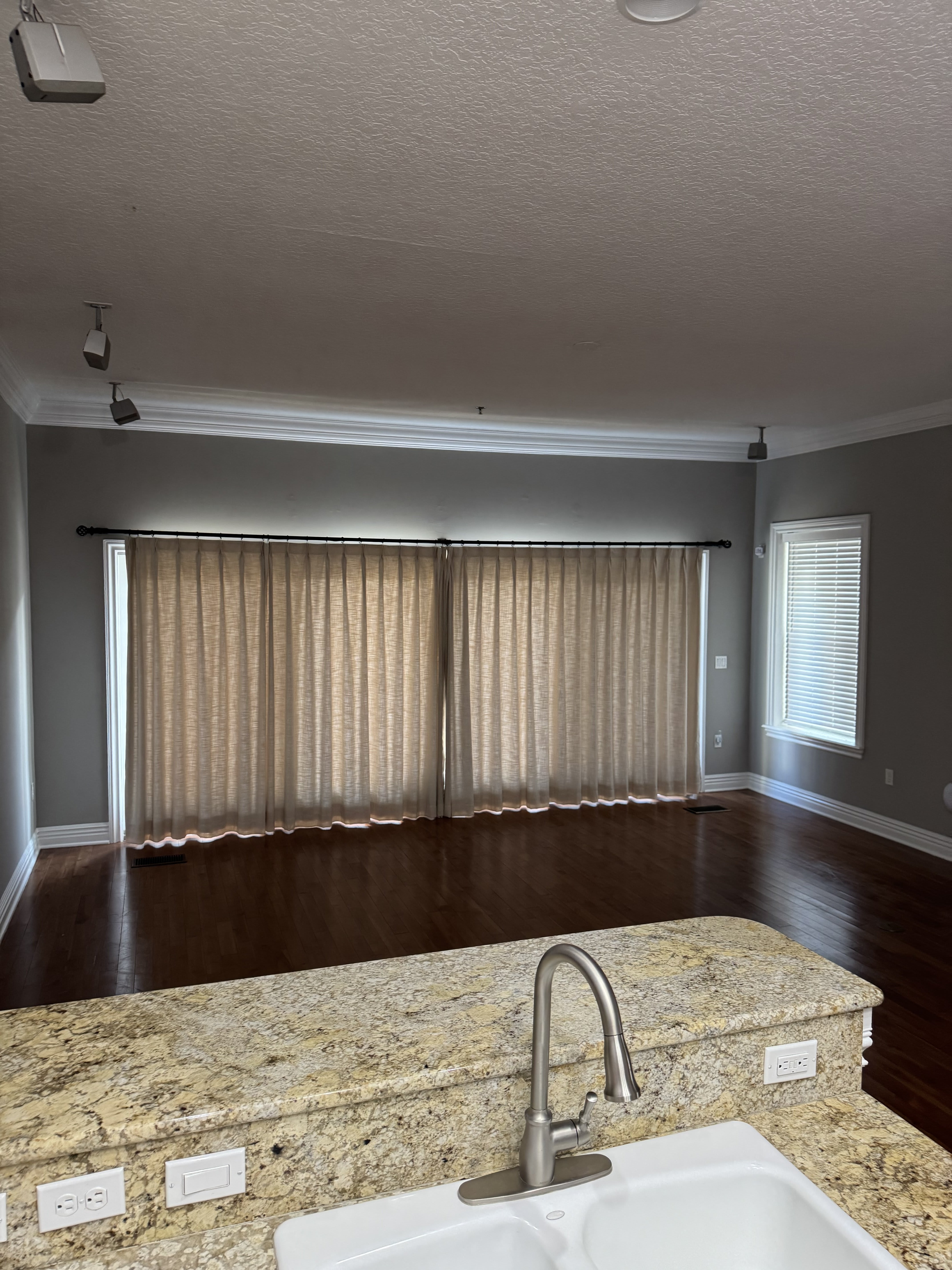 137 3rd Avenue South – photo 5