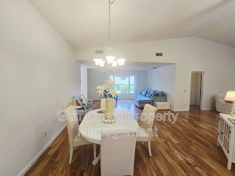 5808 Garden Lakes Drive – photo 4
