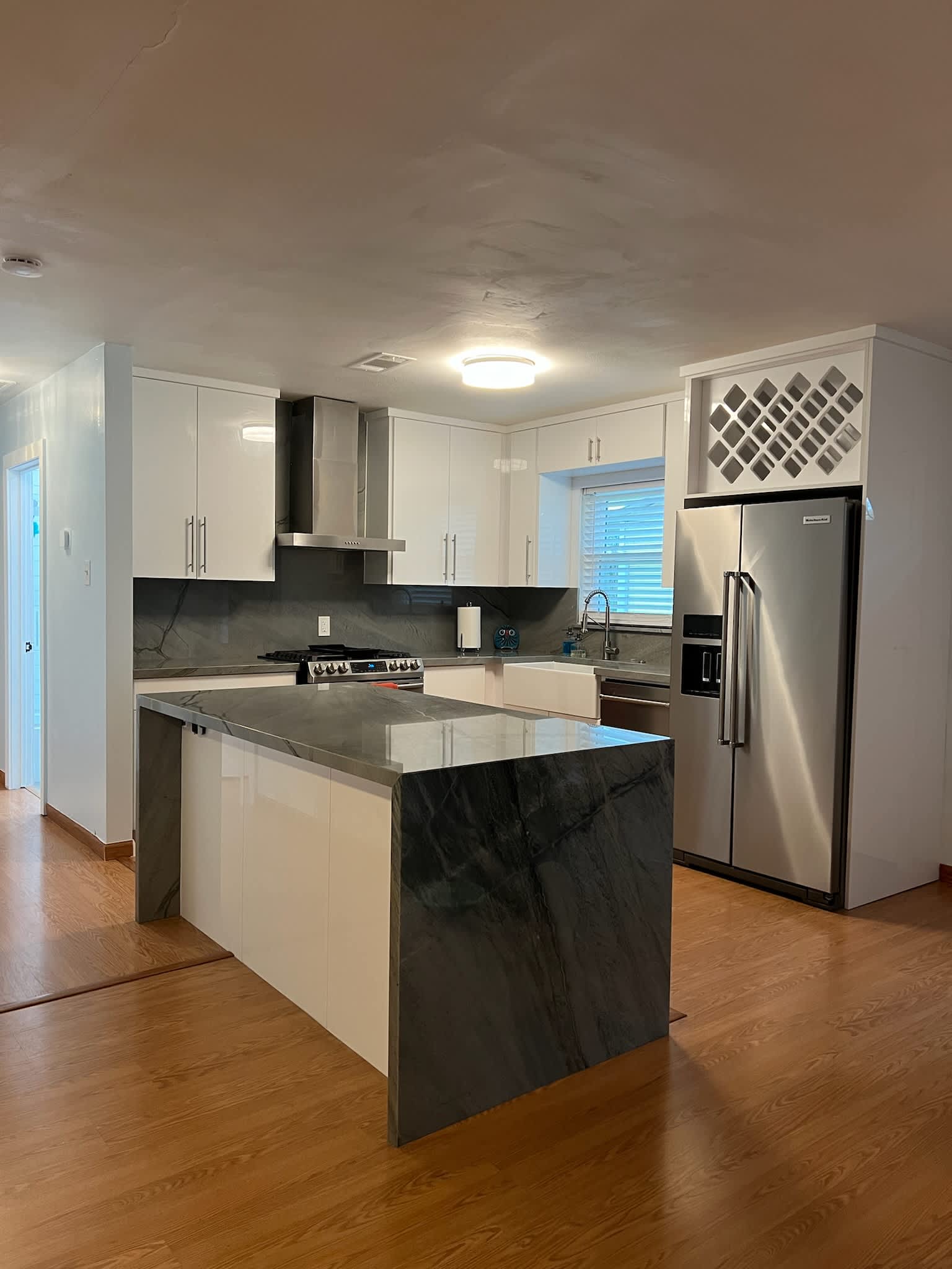 1318 Broadmoor Drive – photo 3