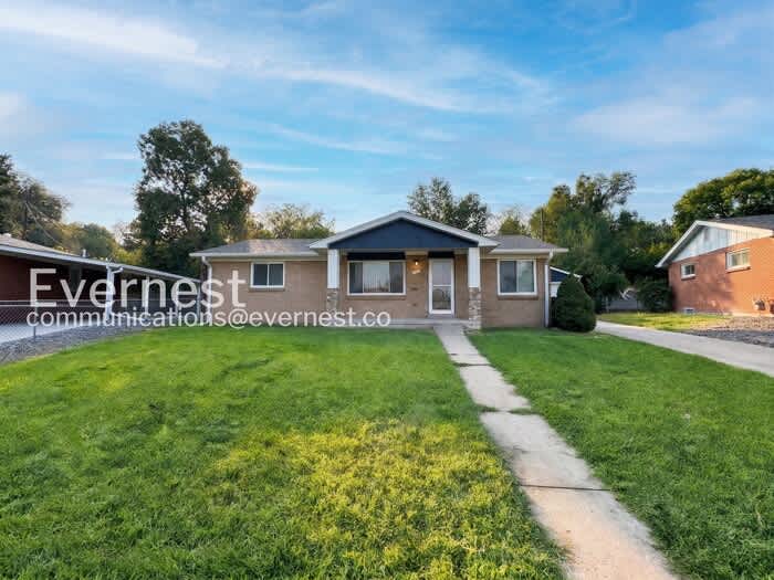 4220 South Inca Street – photo 1