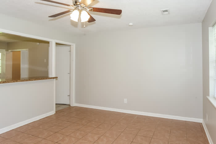 507 Plum Drive Southwest – photo 3